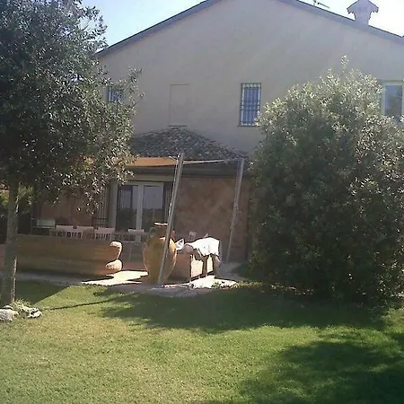 Chery Bed & Breakfast *