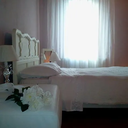 Chery Bed and Breakfast San Pietro in Vincoli